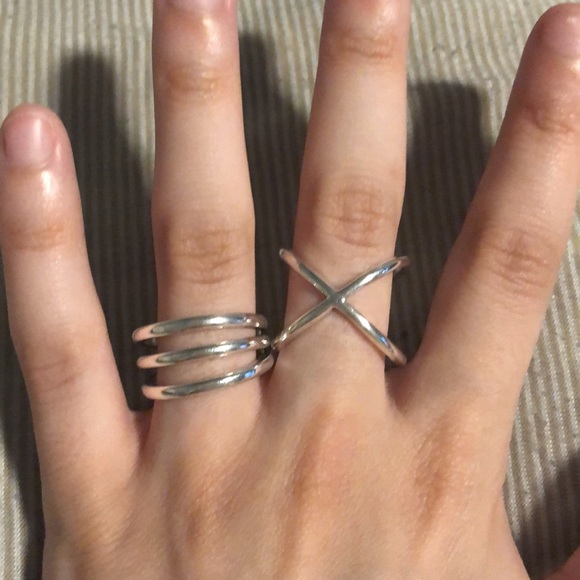 Brand New 2 Pack of Silver Rings - Picture 2 of 12